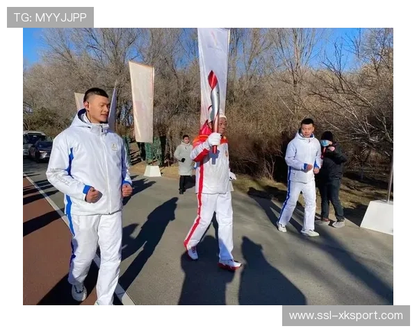 冬奥火炬传递首棒火炬手帕尔特里涅里:从泳池到雪场 冬奥火炬传递首棒火炬手帕尔特里涅里:从泳池到雪场