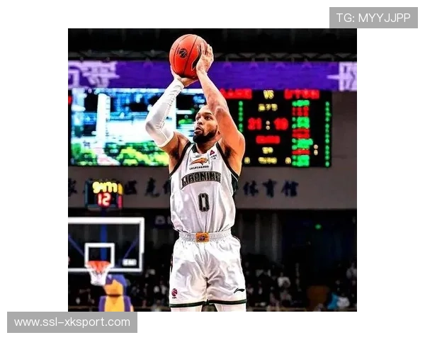 北京控股81-79险胜四川，新援基兹林克首秀得7分